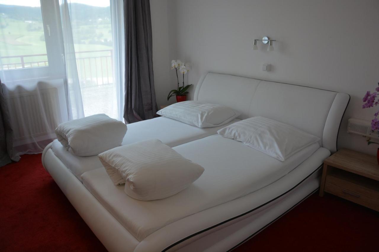 Hotel Boehmerwaldhof อุลริสแบร์ก ภายนอก รูปภาพ