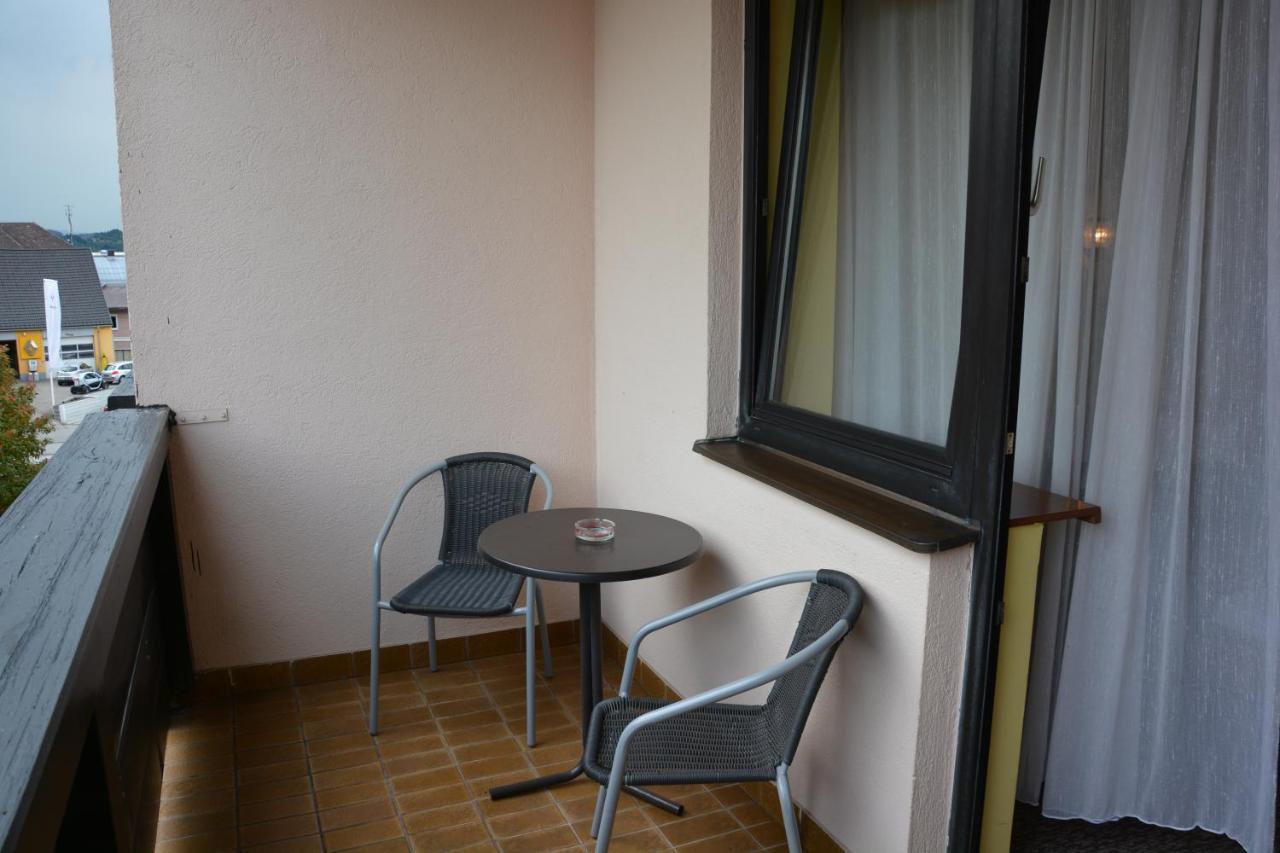 Hotel Boehmerwaldhof อุลริสแบร์ก ภายนอก รูปภาพ