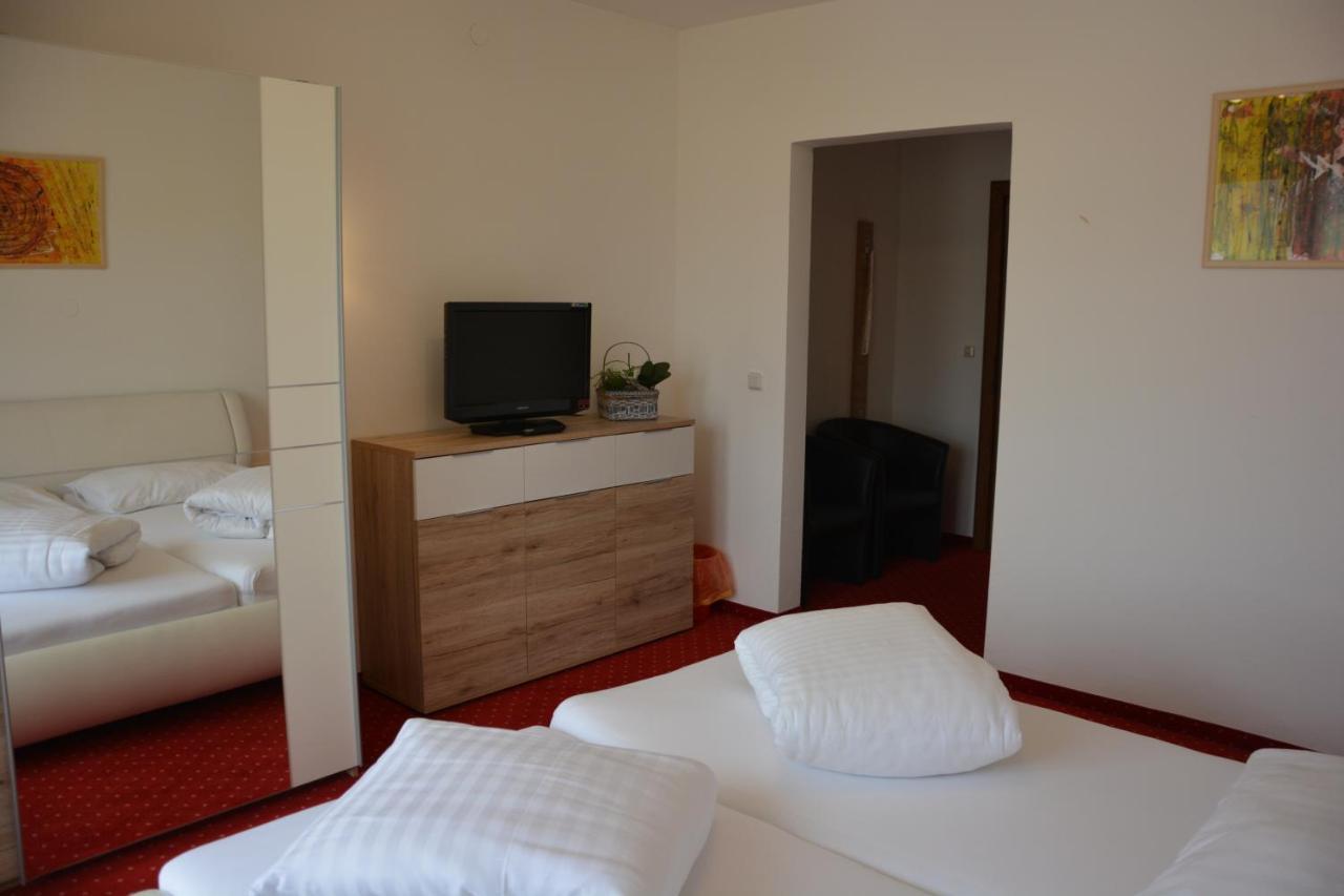 Hotel Boehmerwaldhof อุลริสแบร์ก ภายนอก รูปภาพ