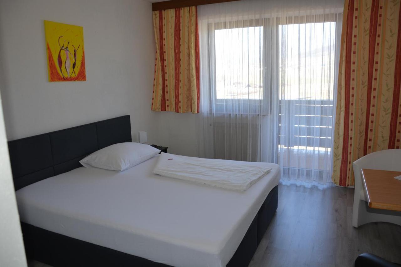 Hotel Boehmerwaldhof อุลริสแบร์ก ภายนอก รูปภาพ