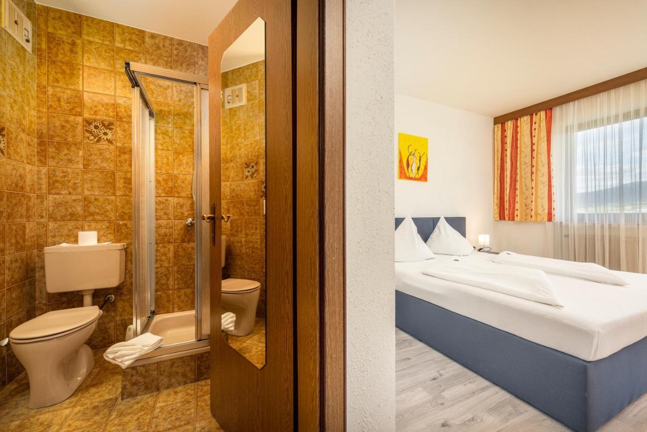 Hotel Boehmerwaldhof อุลริสแบร์ก ภายนอก รูปภาพ