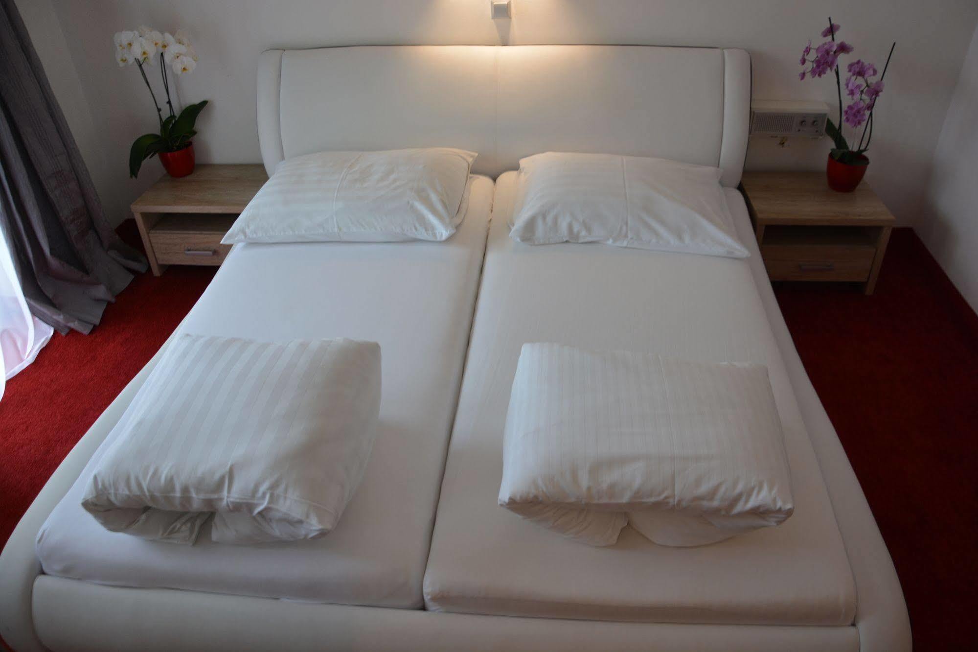 Hotel Boehmerwaldhof อุลริสแบร์ก ภายนอก รูปภาพ